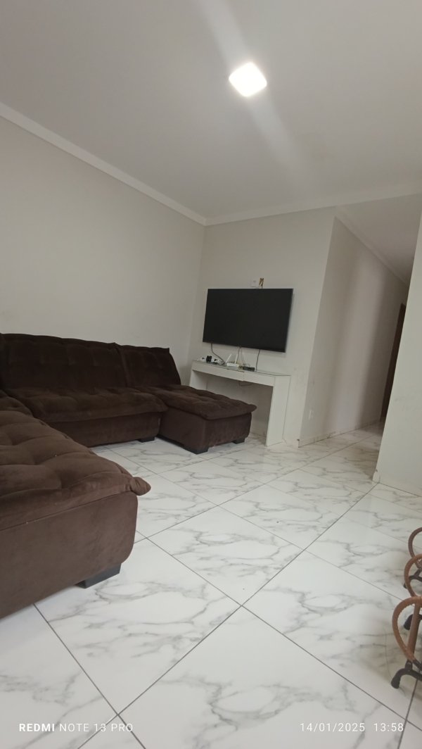 Casa no Bairro Popular - Image 4