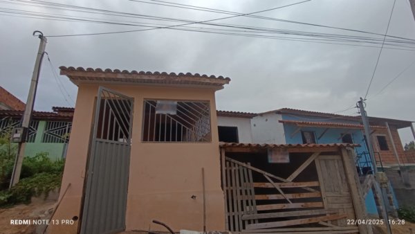 Casa no Bairro Nova Jaguaquara